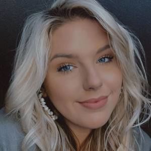 Meet your Posher, Layla